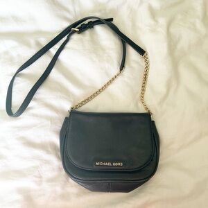 Michael Kors Black Crossbody Purse with Chain Strap Handbag Black Leather chic